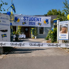 Varoitusnauha opiskelijajuhliin 6 metriä