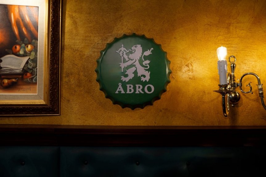 Seinäkyltti metallia Åbro