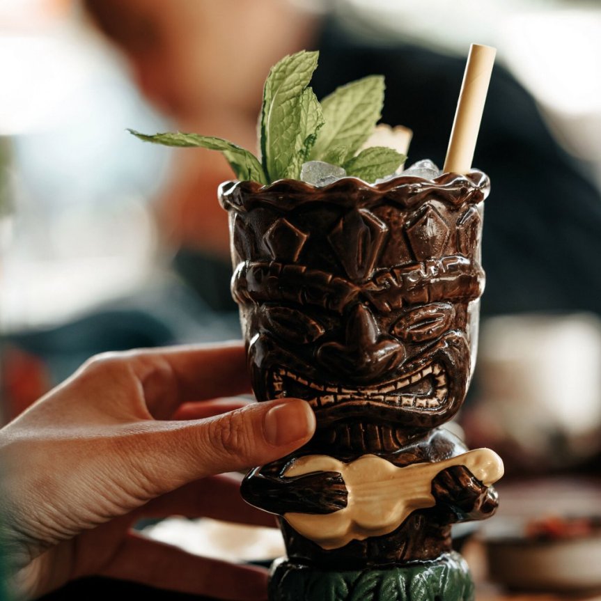 Tiki-muki Anaface ukulelen kanssa keramiikka 34 cl